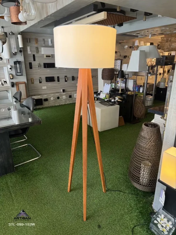 โคมไฟตั้งพื้น Standing Lamp Wood Artisan 2