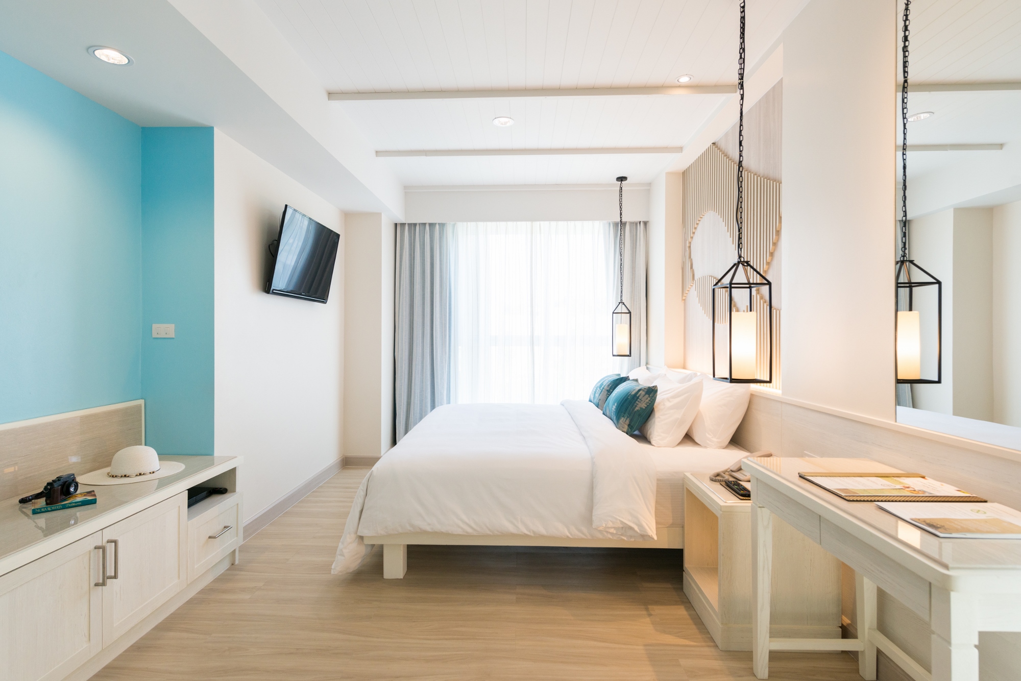 โคมไฟ The Sands Khaolak พังงา